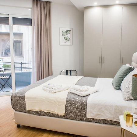 A24 Pristine & Sunny Suite Near Plaka & Parthenon Athene Buitenkant foto